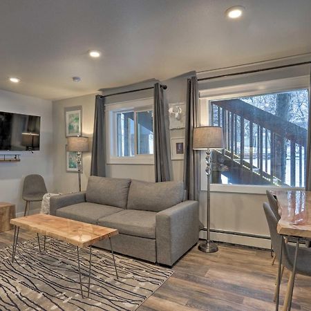 Modern Anchorage Getaway, Steps From Coastal Trail公寓 外观 照片