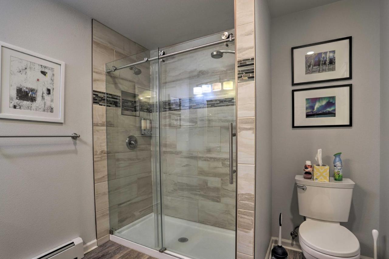 Modern Anchorage Getaway, Steps From Coastal Trail公寓 外观 照片